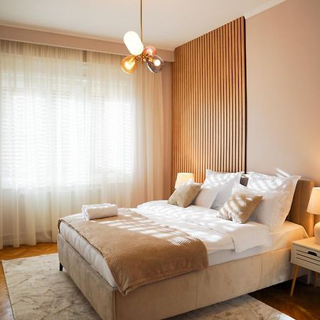 Ami'S Corner Lovely Family And Couple'S Home سيبيو المظهر الخارجي الصورة